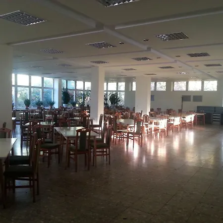 Soproni Szakkepzesi Centrum Kollegiuma * 쇼프론